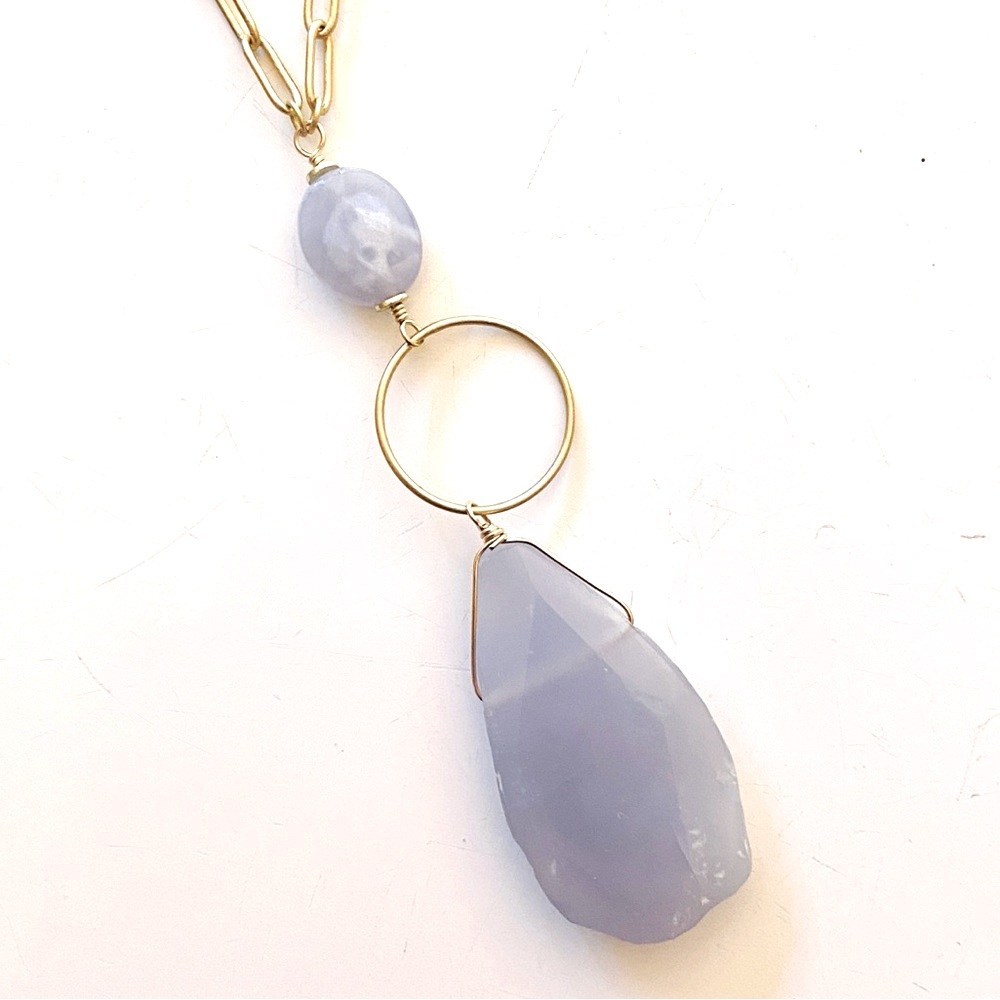 20 Inch Blue Chalcedony Faceted Teardrop Pendant Necklace